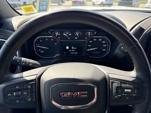 Used 2022 GMC Sierra 3500 AT4 w/ AT4 Preferred Package AWD/4WD image 11