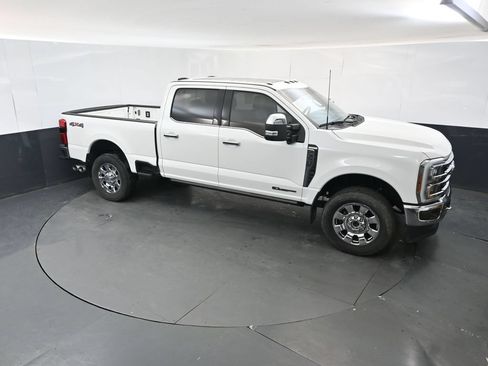 Used 2024 Ford F350 King Ranch w/ Chrome Package AWD/4WD image 33