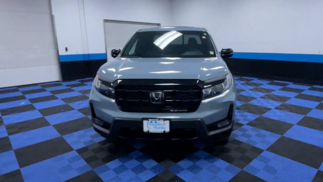 Certified 2024 Honda Ridgeline Black Edition image 3