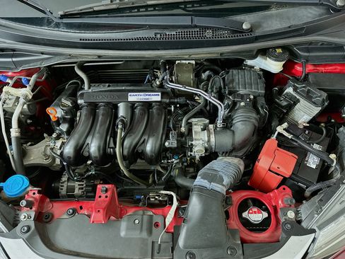 Used 2018 Honda Fit Sport image 31