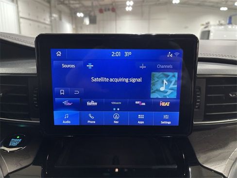 Used 2021 Ford Explorer Platinum image 16