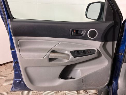 Used 2014 Toyota Tacoma 4x4 Double Cab image 22