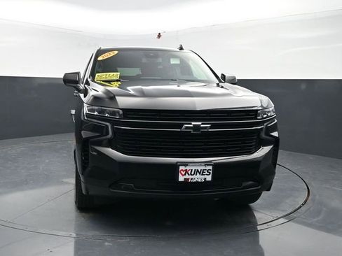 Used 2023 Chevrolet Tahoe RST AWD/4WD image 2
