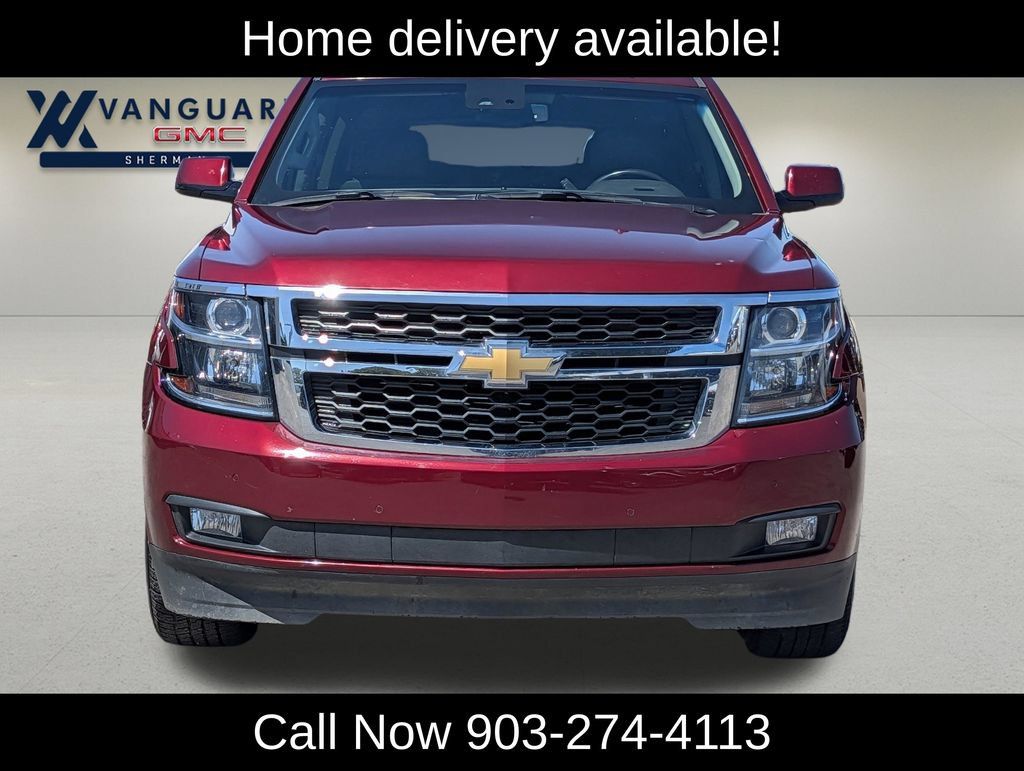 Used 2020 Chevrolet Suburban LT w/ Luxury Package AWD/4WD image 2