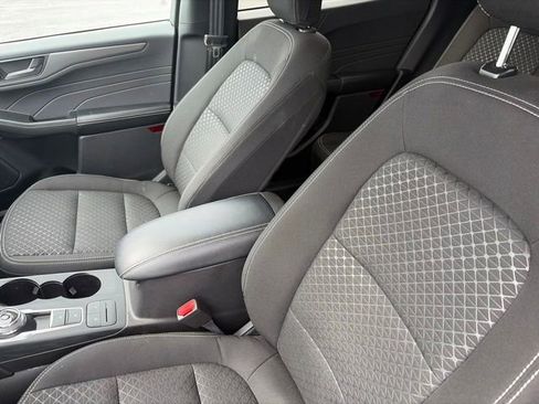 Used 2024 Ford Escape Active w/ Cold Weather Package FWD image 8