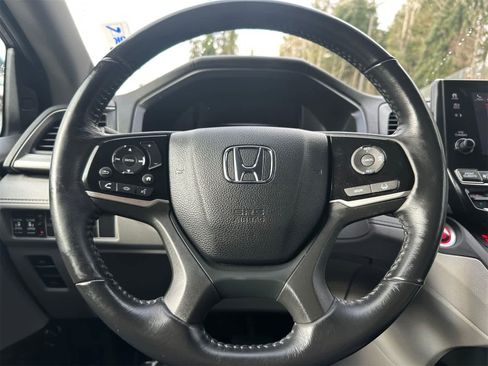 Used 2019 Honda Odyssey EX-L image 18