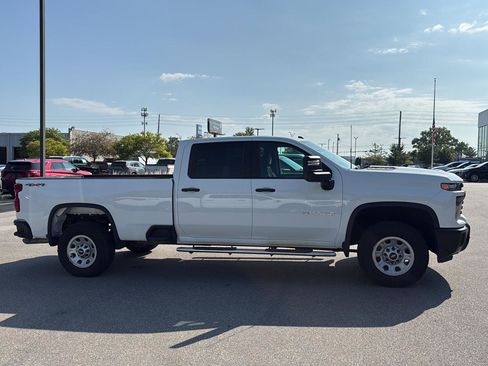 Used 2024 Chevrolet Silverado 3500 W/T w/ WT Convenience Package AWD/4WD image 2