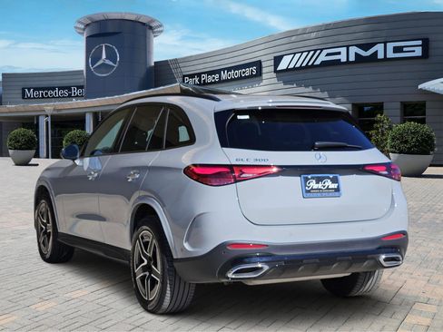 Certified 2025 Mercedes-Benz GLC 300 image 4