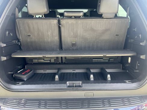 Used 2024 Toyota Sequoia Platinum AWD/4WD image 26