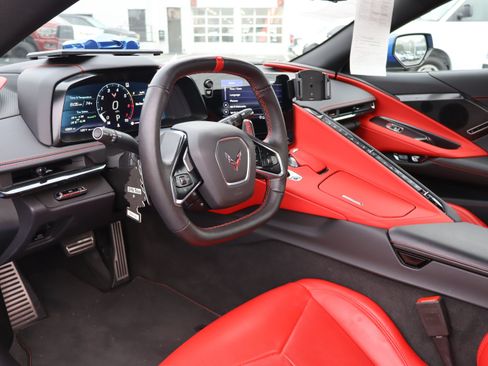 Used 2023 Chevrolet Corvette Stingray Preferred Conv w/ Stealth Interior Trim Package RWD image 13