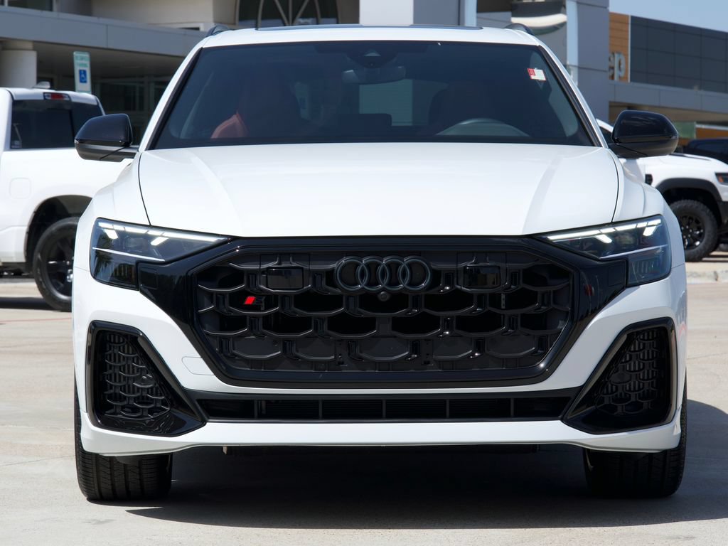 Used 2026 Audi SQ8 Premium Plus AWD/4WD image 2