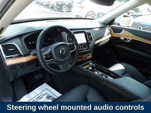 Certified 2023 Volvo XC90 B6 Plus AWD/4WD image 10