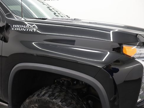 Used 2023 Chevrolet Silverado 2500 High Country image 29