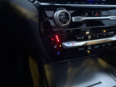 Used 2022 Ford Explorer ST w/ Equipment Group 401A image 27