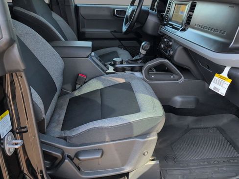 Used 2023 Ford Bronco Big Bend AWD/4WD image 39