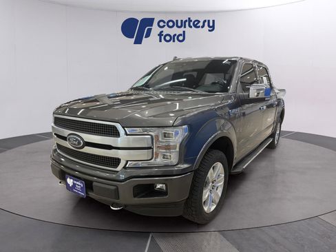 Used 2018 Ford F150 Platinum w/ Equipment Group 701A Luxury image 3