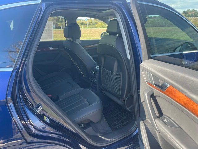Used 2023 Audi Q5 2.0T Premium Plus w/ Premium Plus Package AWD/4WD image 11