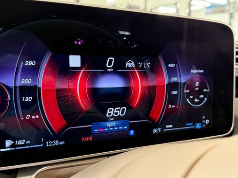 Used 2023 Mercedes-Benz S 500 4MATIC image 28