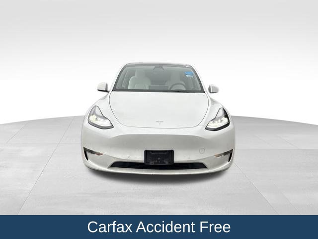 Used 2022 Tesla Model Y Long Range AWD/4WD image 2