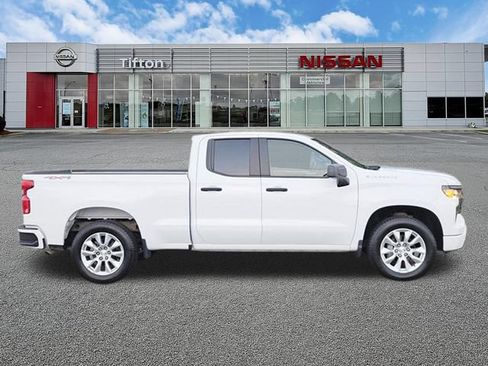 Used 2025 Chevrolet Silverado 1500 Custom AWD/4WD image 3