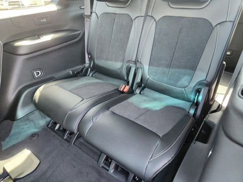 New 2025 Jeep Grand Cherokee L Laredo image 26