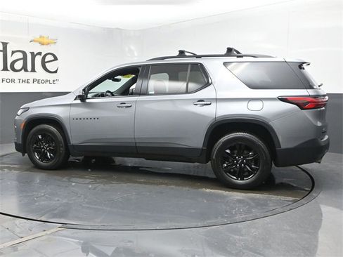 Used 2023 Chevrolet Traverse LT image 52