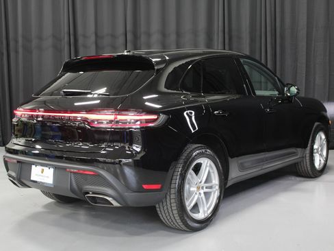 New 2026 Porsche Macan image 7
