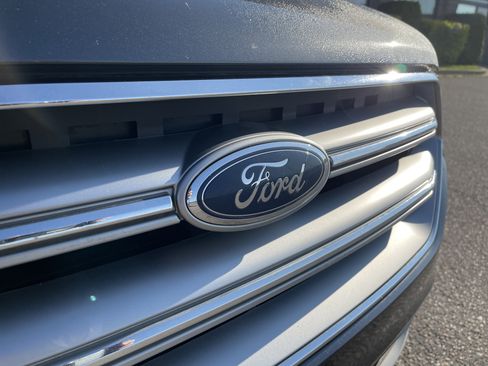 Used 2017 Ford Escape SE AWD/4WD image 23