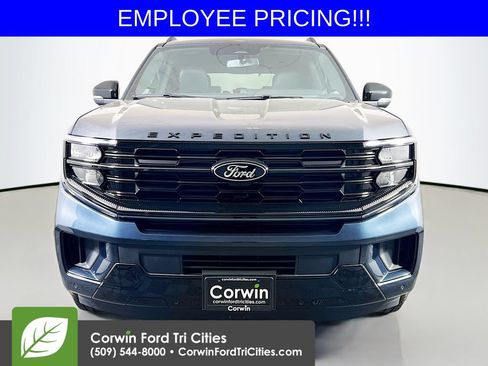 New 2026 Ford Expedition Platinum AWD/4WD image 4