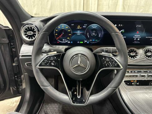 Used 2022 Mercedes-Benz CLS 450 4MATIC w/ Premium Package image 11