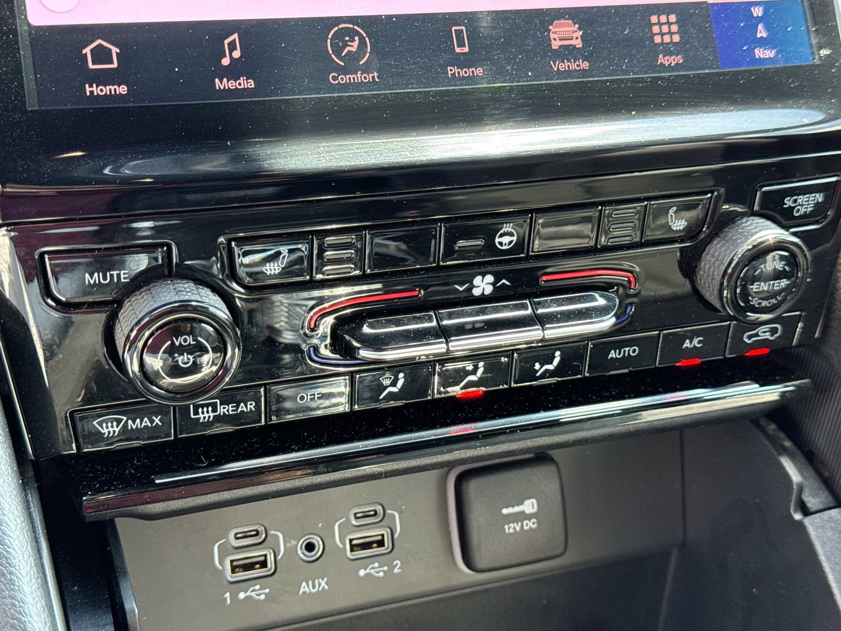 Used 2025 Jeep Grand Cherokee Limited RWD image 19