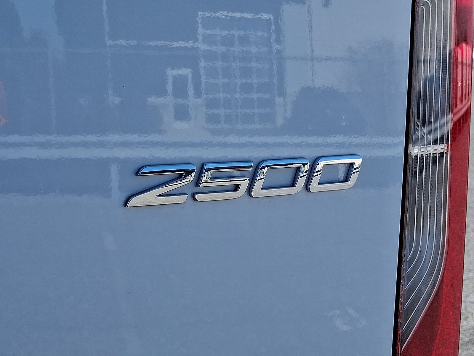 Used 2025 Mercedes-Benz Sprinter 2500 image 30