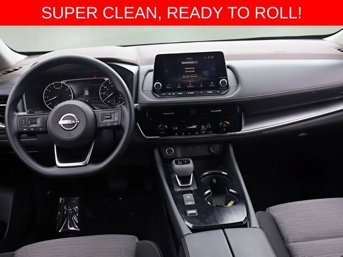 Used 2022 Nissan Rogue SV FWD image 13