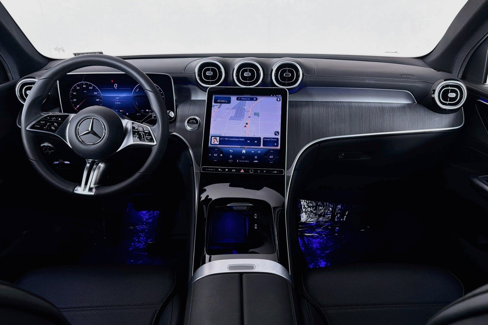 Certified 2025 Mercedes-Benz GLC 350e 4MATIC image 6