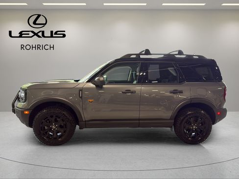 Used 2025 Ford Bronco Sport Badlands w/ Sasquatch Badlands Package AWD/4WD image 9
