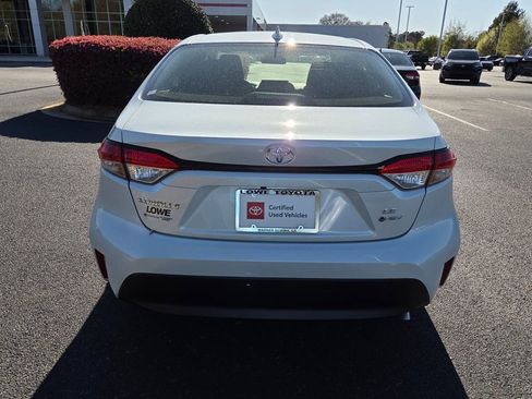Certified 2026 Toyota Corolla LE image 10
