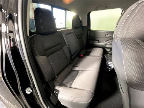 New 2026 Nissan Frontier SV w/ Tow Package image 19