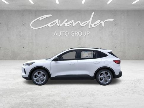 New 2026 Ford Escape ST-Line w/ Tech Pack #1 FWD image 3