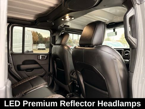 Used 2022 Jeep Gladiator Overland image 27