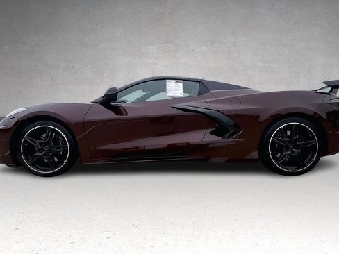 Used 2023 Chevrolet Corvette Stingray Premium Conv w/ Z51 Performance Package image 3