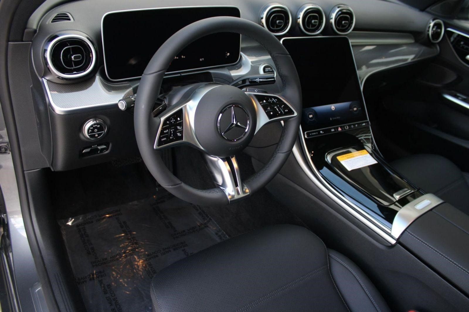 Used 2026 Mercedes-Benz C 300 Sedan image 4