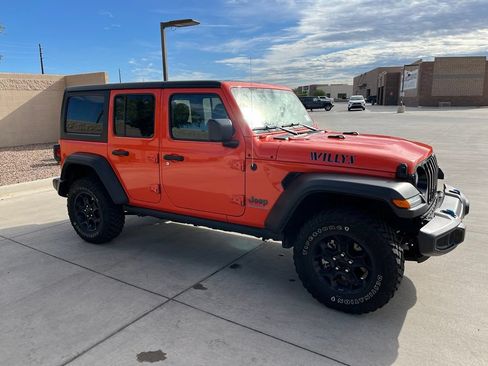 Used 2023 Jeep Wrangler Unlimited AWD/4WD image 5