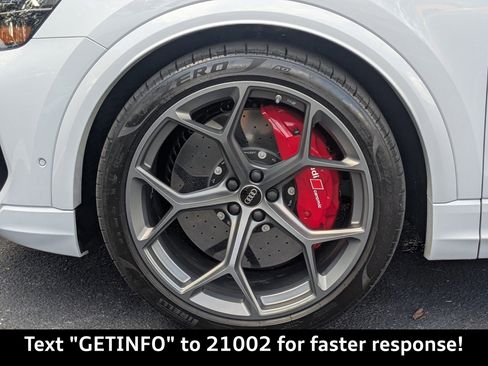 Certified 2025 Audi RS Q8 performance image 13