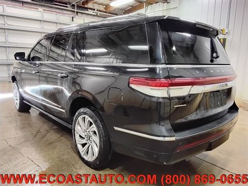 Used 2024 Lincoln Navigator L Reserve AWD/4WD image 6