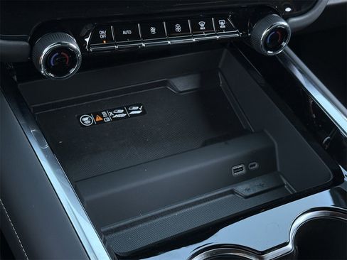 New 2026 Chevrolet Tahoe Premier image 18