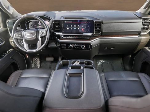Used 2025 GMC Sierra 1500 SLT image 24