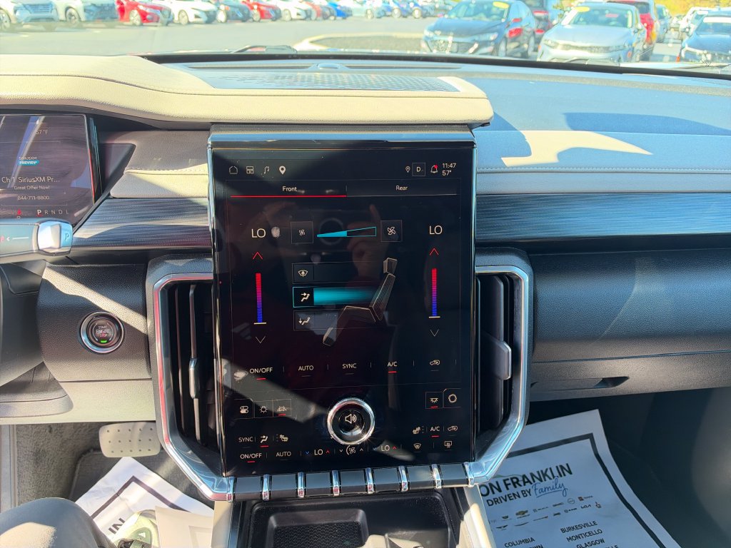 Used 2026 GMC Acadia Elevation w/ Elevation Premium Package FWD image 20