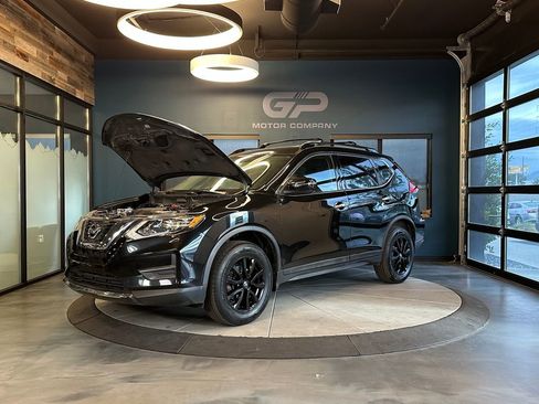 Used 2017 Nissan Rogue SV w/ Midnight Edition Package AWD/4WD image 23