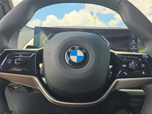 Certified 2025 BMW X3 xDrive30 w/ Convenience Package AWD/4WD image 22