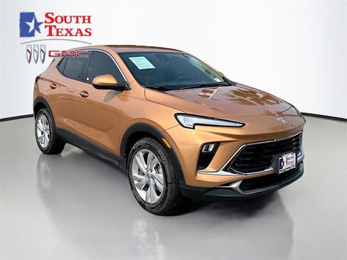 Used 2025 Buick Encore GX Preferred FWD image 1